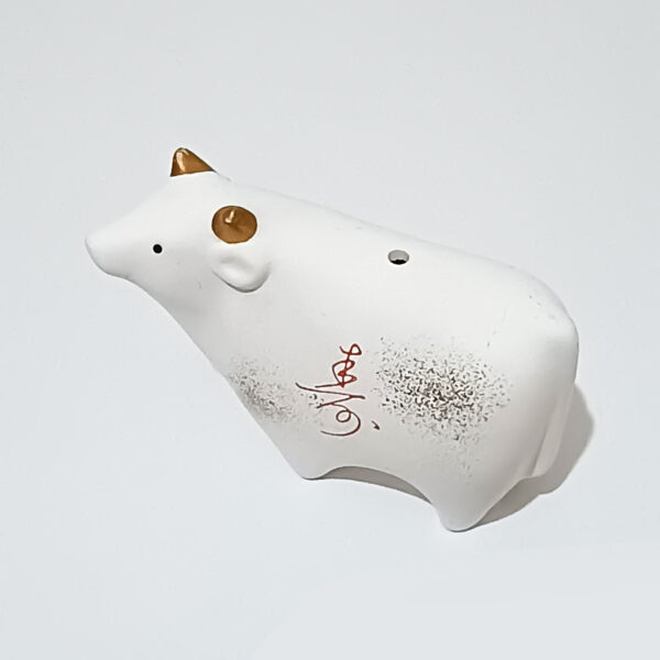 Japanese Plaster Ox Figurine – Yakushi Kiln Vintage Ceramic, White & Gold, Zodiac Decor - Image 3