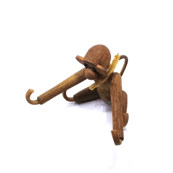 Mid-Century Modern Teak Wooden Monkey – Articulated Figurine in Kay Bojesen Style - Image 2