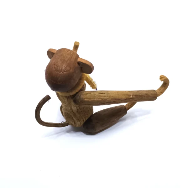 Mid-Century Modern Teak Wooden Monkey – Articulated Figurine in Kay Bojesen Style - Image 7