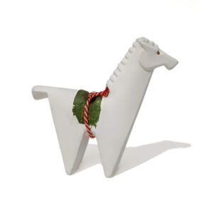 Minimalist White Decorative Horse Figurine – Handmade Nordic Style | 10 cm
