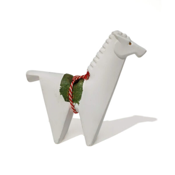 Minimalist White Decorative Horse Figurine – Handmade Nordic Style | 10 cm