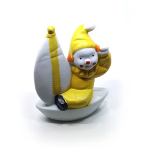 Yellow Raincoat Clown Figurine – Ceramic Sailor Clown Decorative Ornament