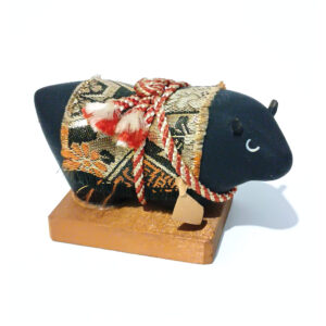 Lucky Bull Figure - Japanese Traditional Wish Fulfillment Ornament